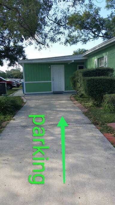 טאמפה Green House מראה חיצוני תמונה